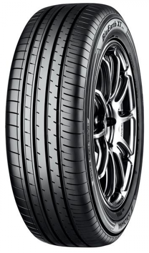 235/55R18 100V Yokohama BluEarth-XT AE61